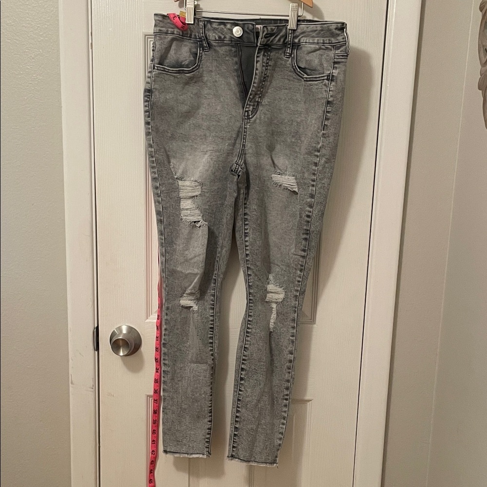 SO Gray Distressed Skinny Jeans